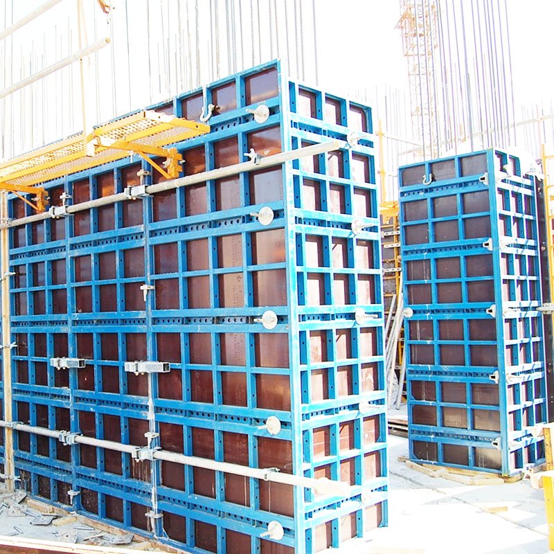 Ano ang pagkakaiba sa pagitan ng timber formworks at steel formworks?