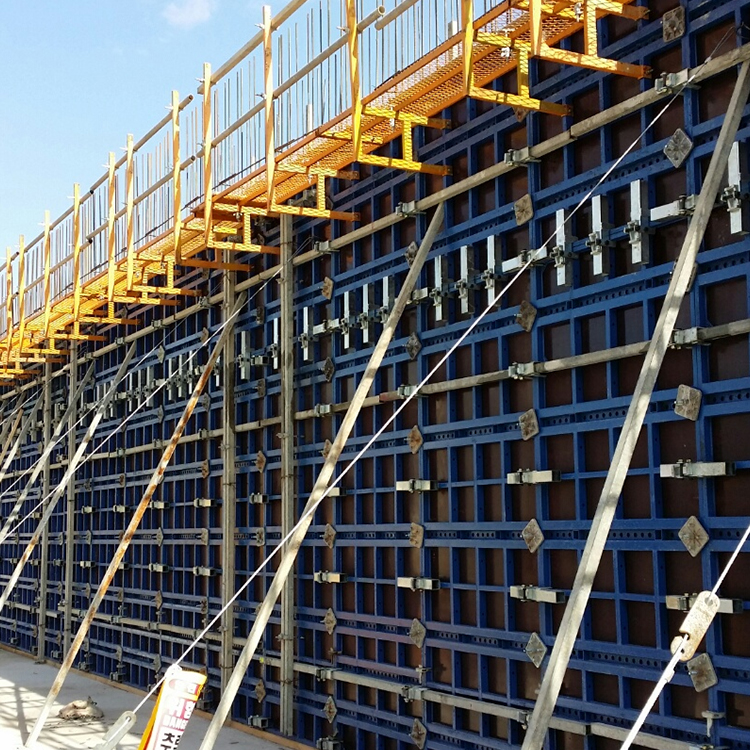 Paghahambing ng formwork ng site ng konstruksiyon